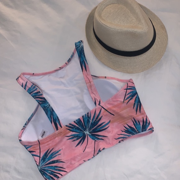 SHEIN Swimsuit Top - Picture 3 of 4